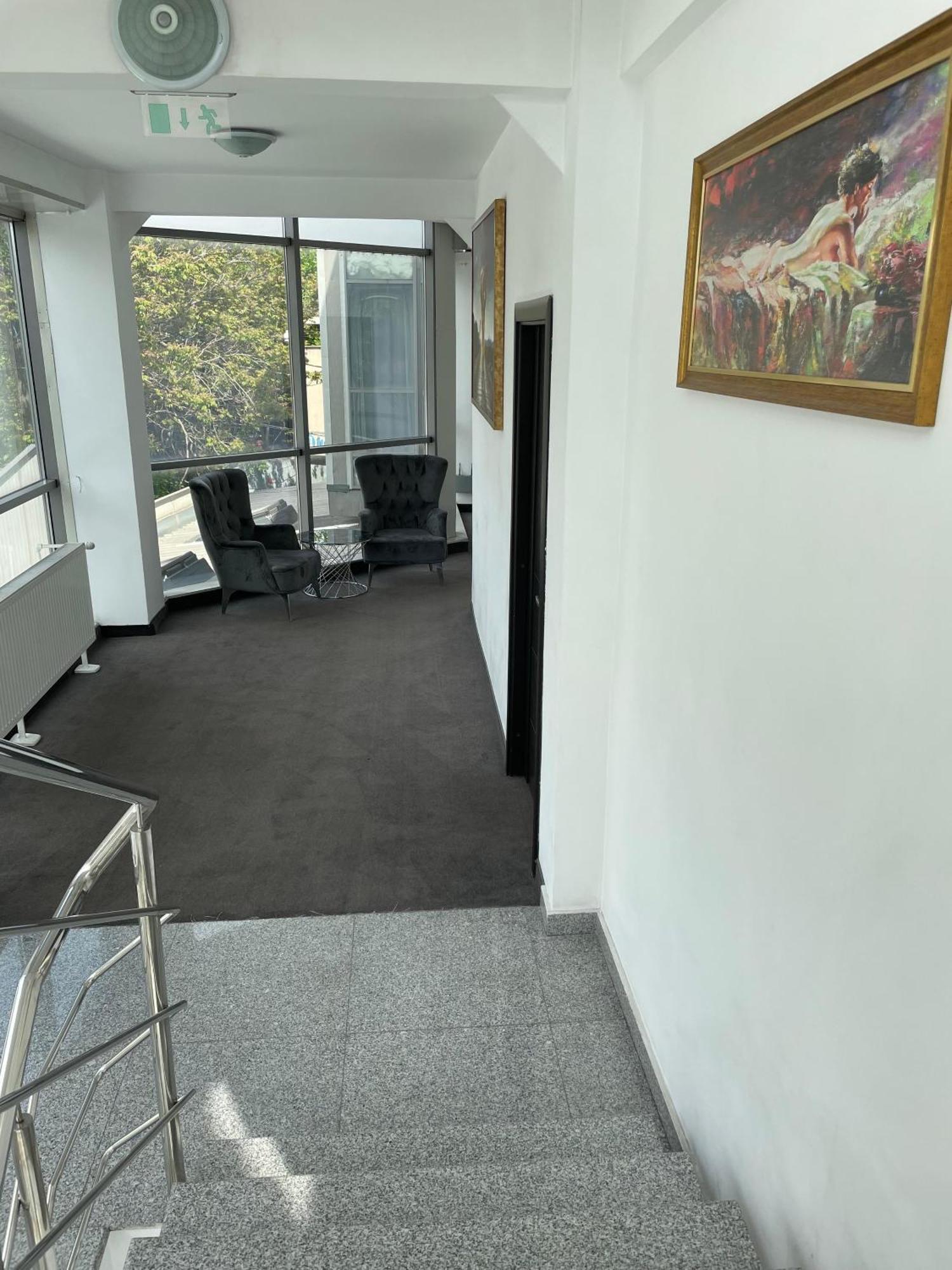 Hotel Vitan273 Bucureşti Ngoại thất bức ảnh