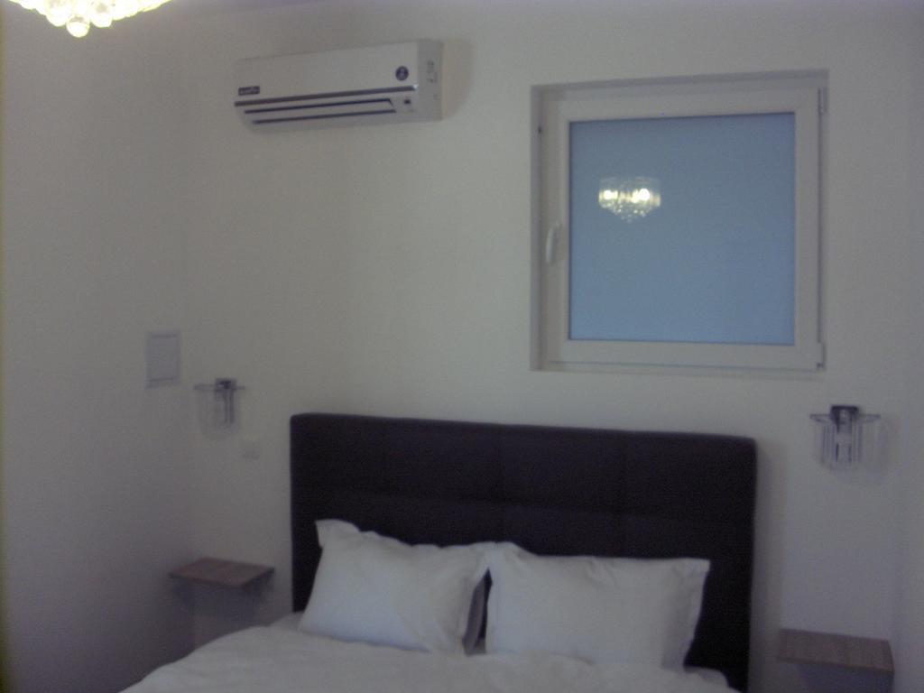 Hotel Vitan273 Bucureşti Ngoại thất bức ảnh