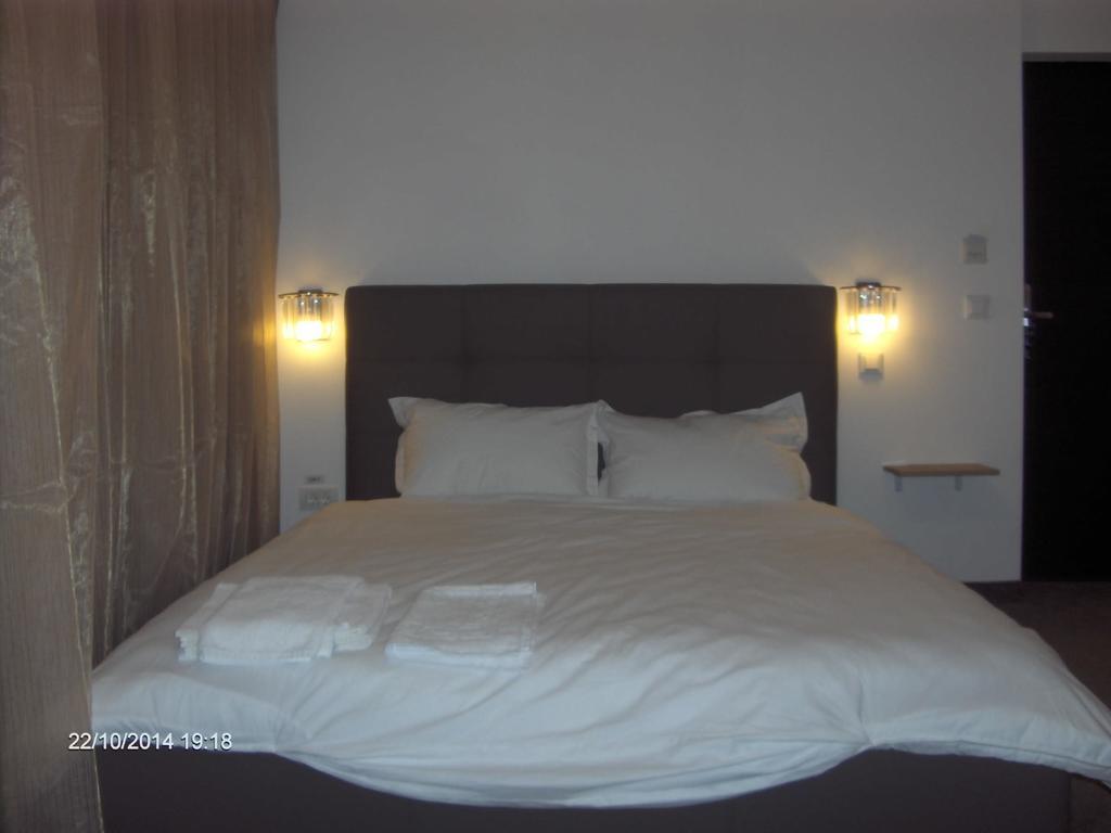 Hotel Vitan273 Bucureşti Ngoại thất bức ảnh